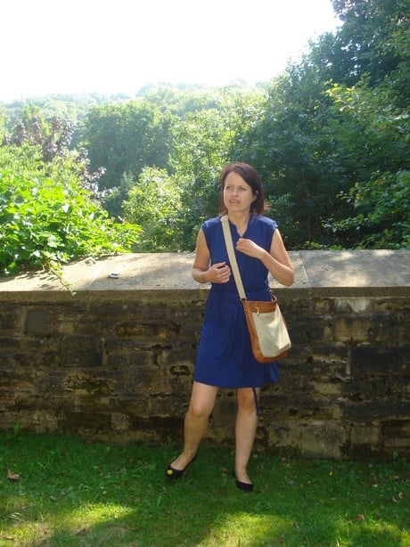 weekend de fin d'année et exhibition pour jeune femme chaude