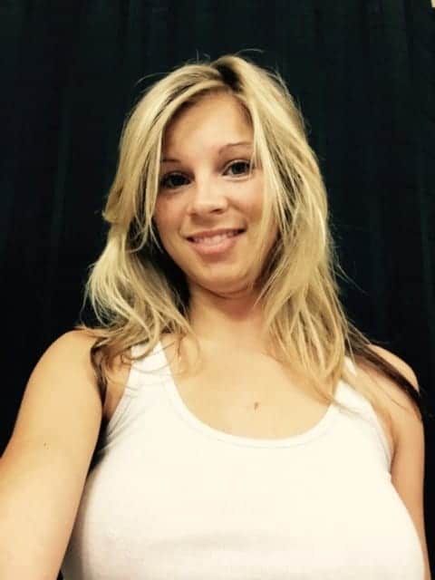 mère de famille chaude partage ses photos intimes