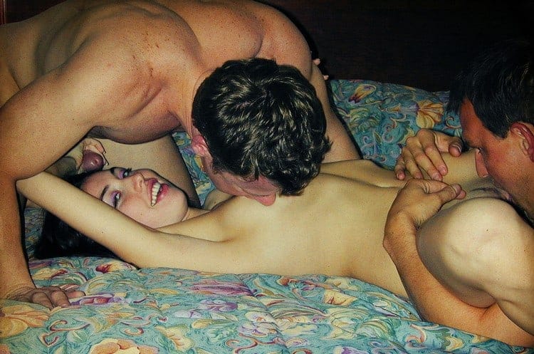 photos de sexe prises pendant des parties coquines à plusieurs