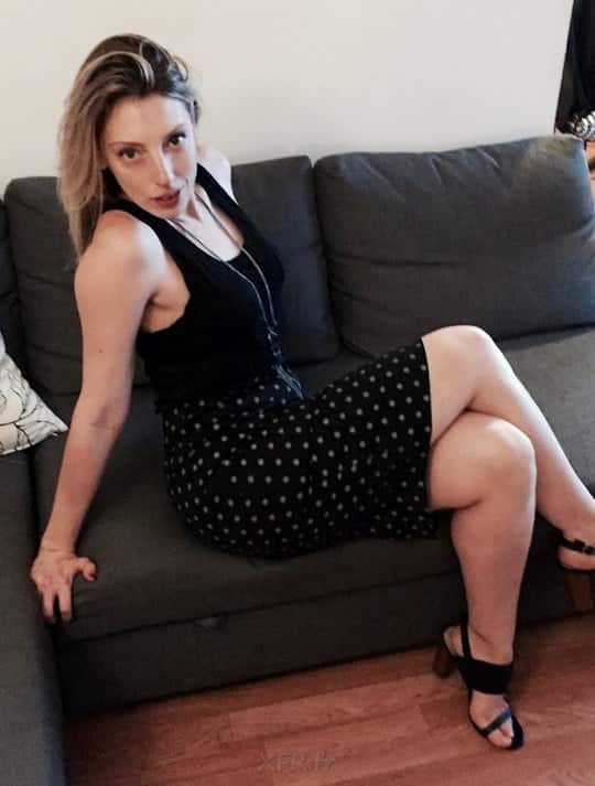 nouvelles photos de lorine plutôt intéressantes et excitantes !