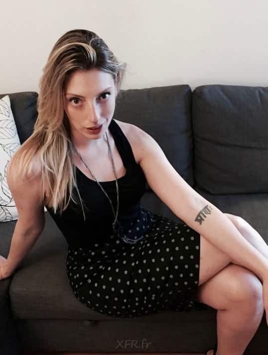 nouvelles photos de lorine plutôt intéressantes et excitantes !