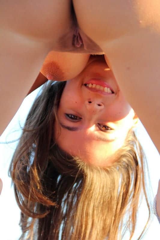 magalie l'hôtesse de téléphone rose envoie des photos sexy