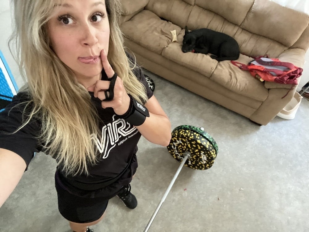 jf pulpeuse lâche quelques photos de son album privé coquin seconde partie