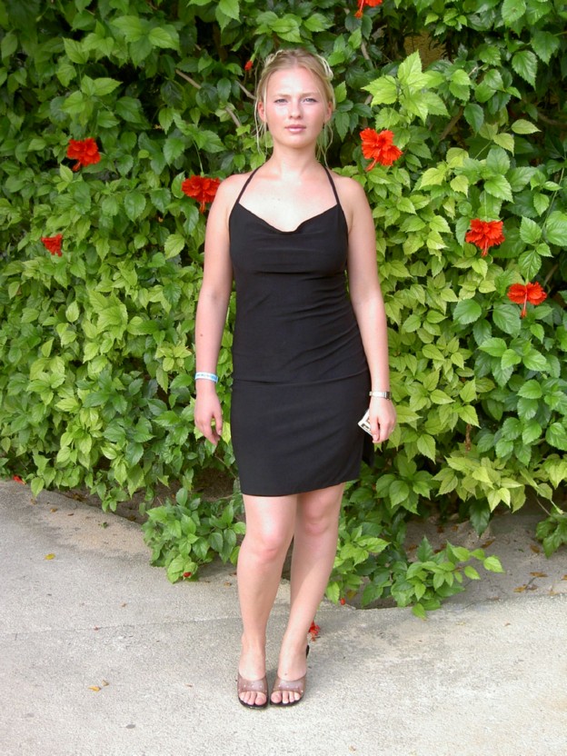 la blonde est de retour avec des photos très excitantes !