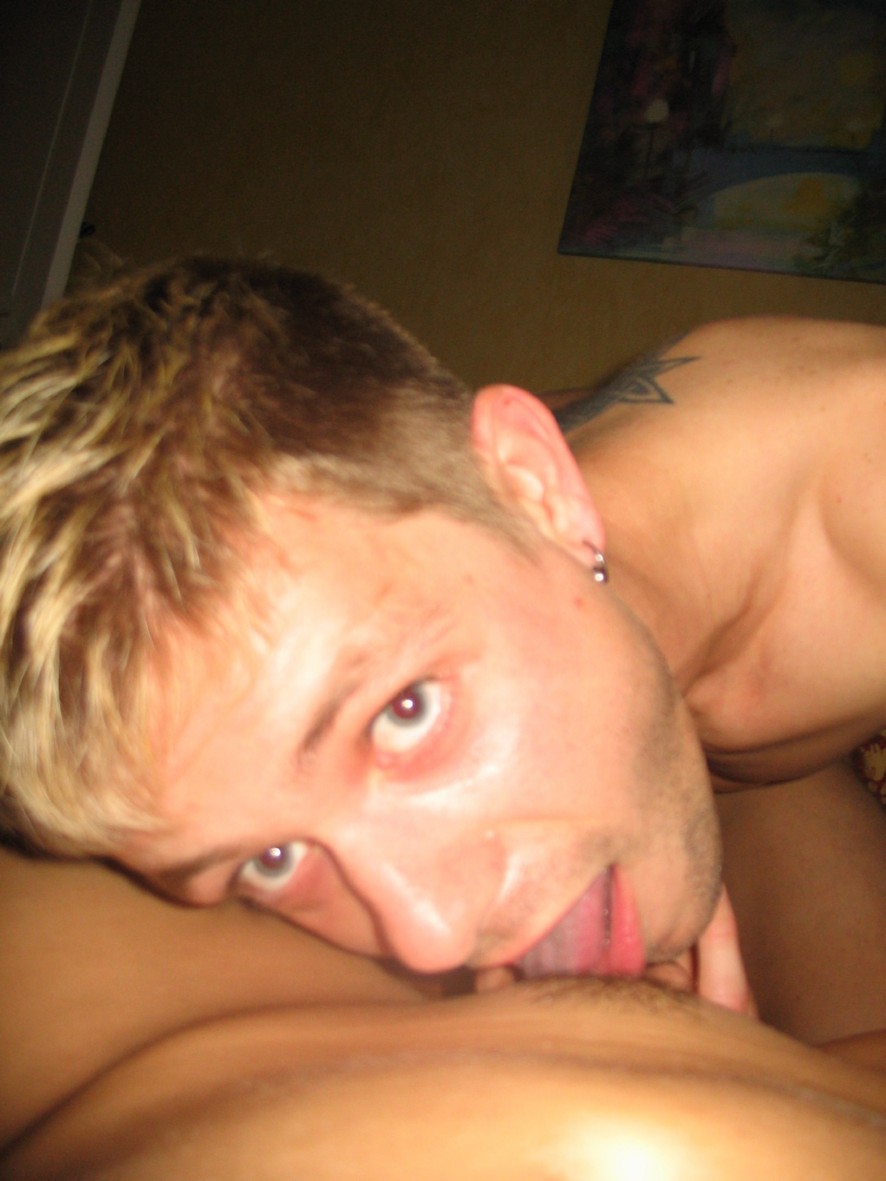 elle est chaude et nous met le feu dans la culotte