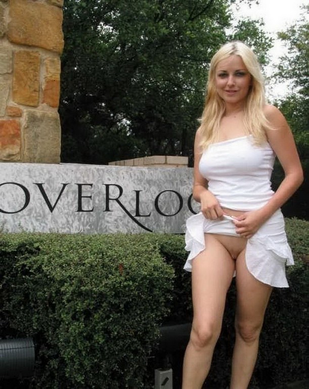 club des sans culottes avec de la chatte bouillante ce mois ci !