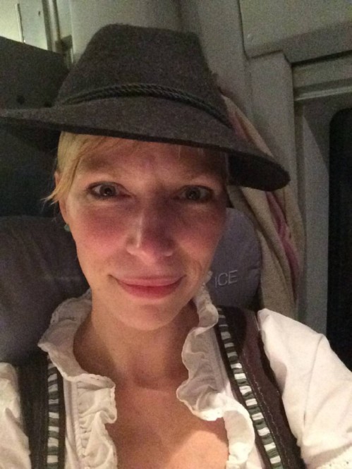 blonde amatrice de bites et de sperme troisième partie