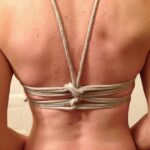 femme soumise aime le bondage