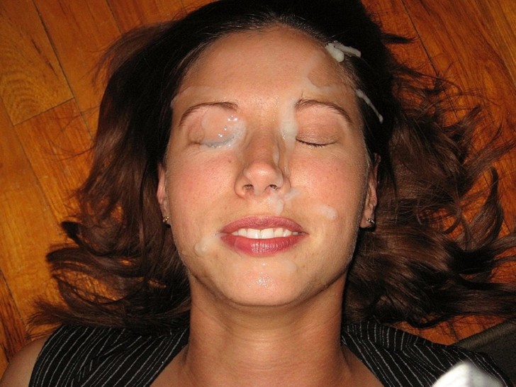 cochonne à lunettes, reine de la pipe et des giclées