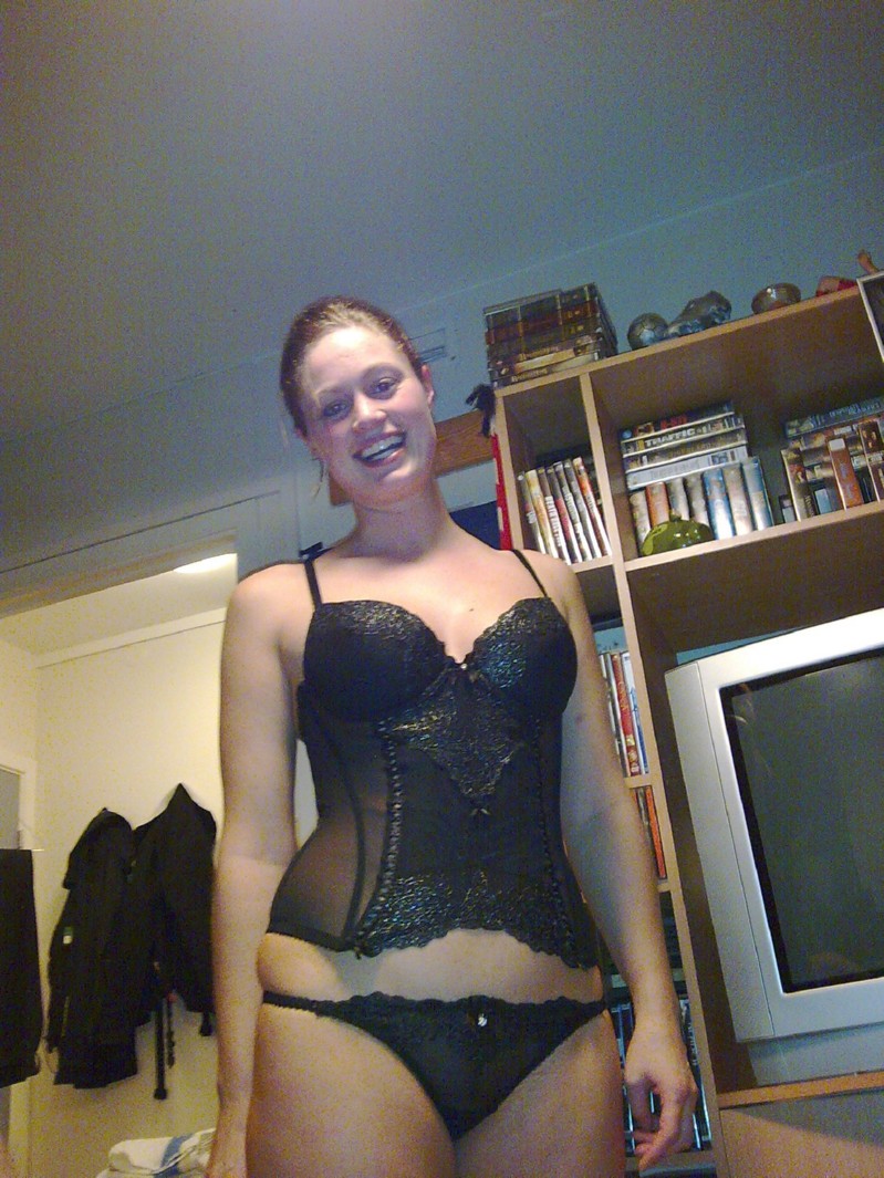 une coquine de 28 ans s’offre dans la location