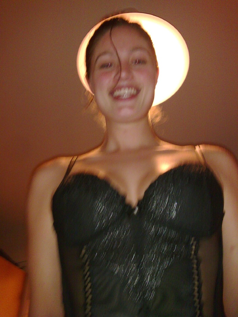 une coquine de 28 ans s’offre dans la location