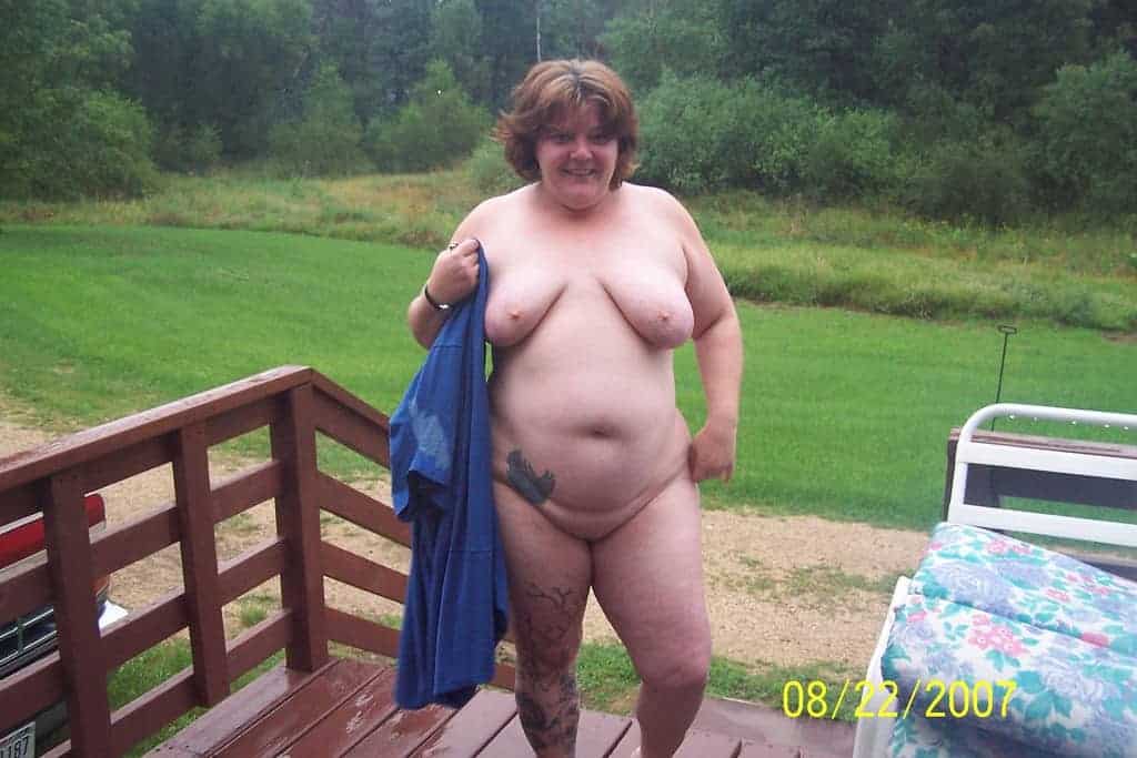 femmes rondes, charnues et grosses s'exhibent pour vous faire bander