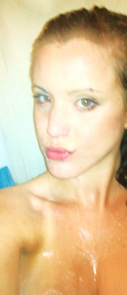 candice c'est une pure coquine sexy qu'on aime sur le blog