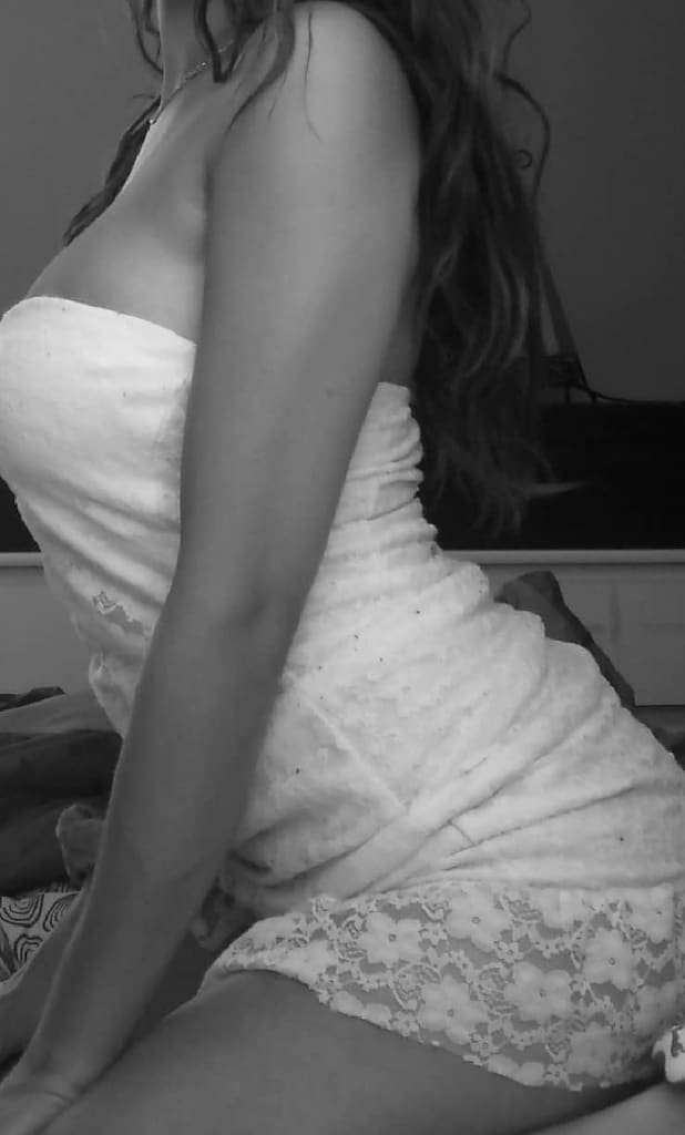 candice c'est une pure coquine sexy qu'on aime sur le blog