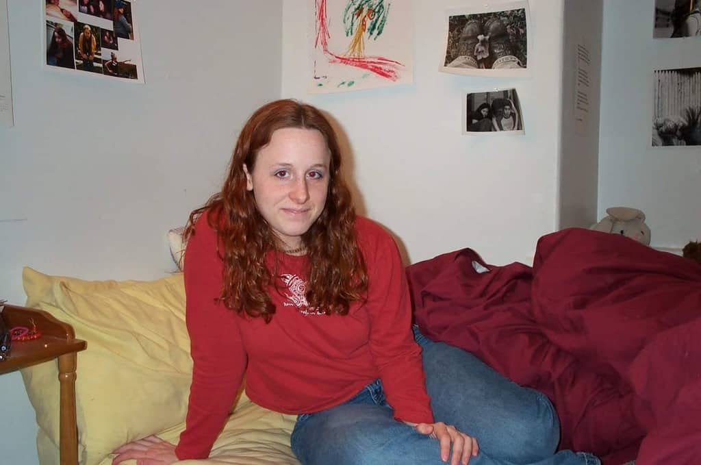 jeune, jolie, charnue et gourmande de sexe pour une semaine très chaude