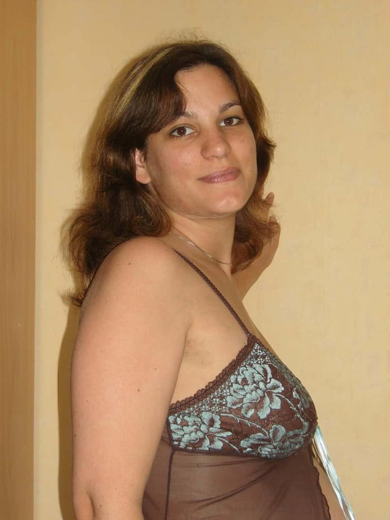 femme enceinte gourmande de sexe et de queues bien dures